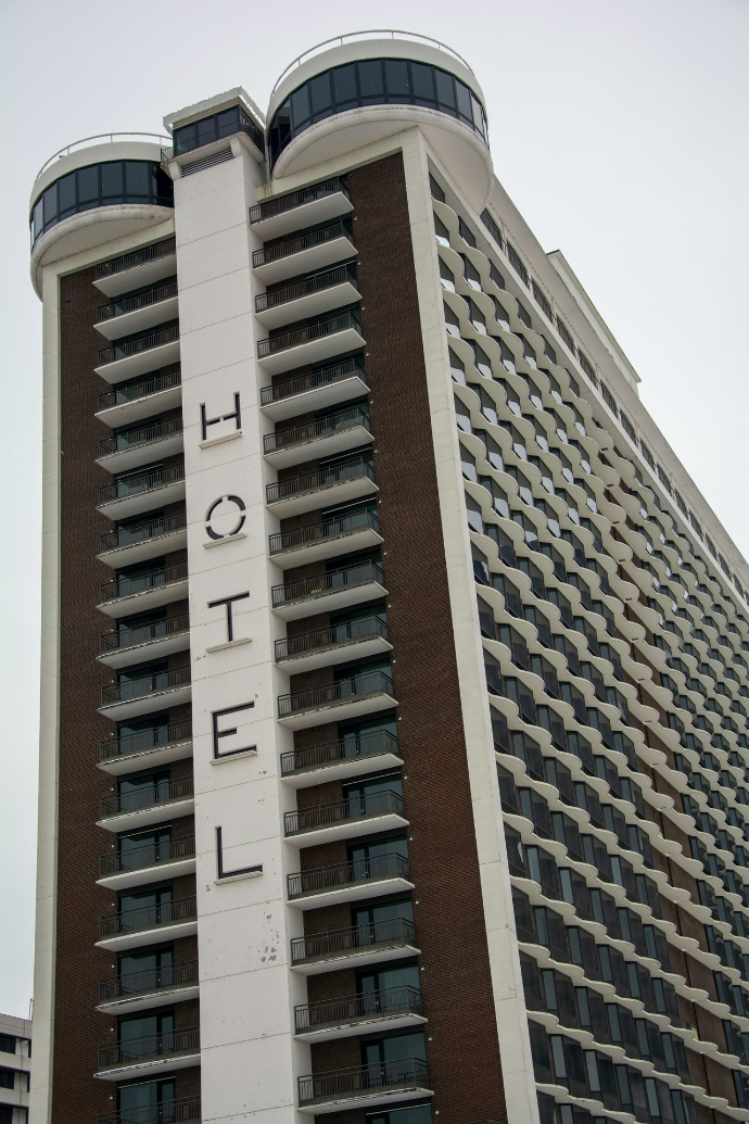 Hotel with good ventilation